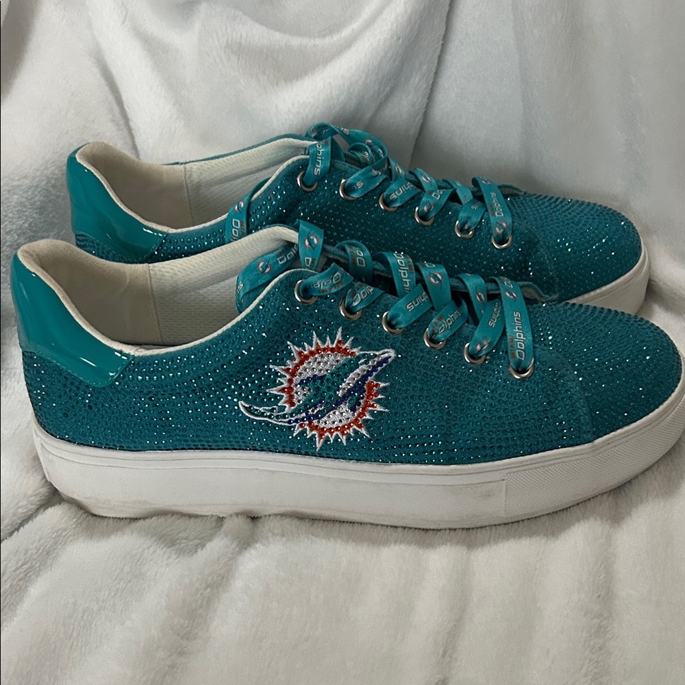 Women's Cuce Aqua Miami Dolphins Team Color Crystal Sneakers